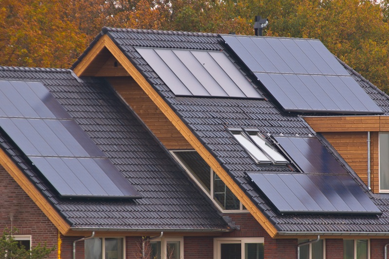 Korzyści z instalacji paneli słonecznych w domu